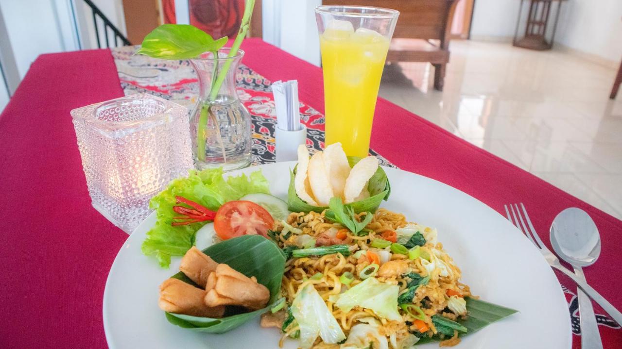 Mawar Asri Hotel ジョグジャカルタ エクステリア 写真