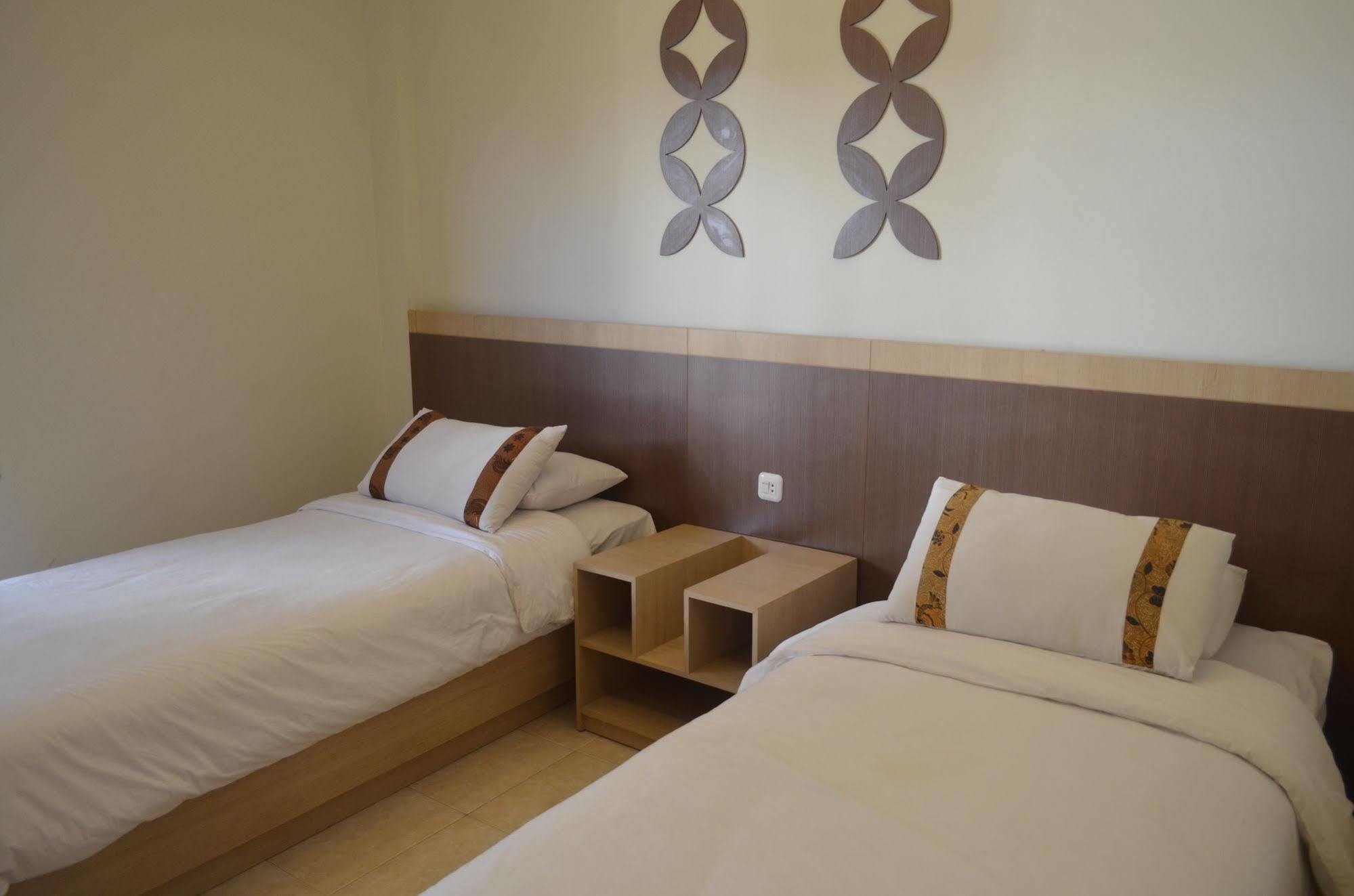 Mawar Asri Hotel ジョグジャカルタ エクステリア 写真